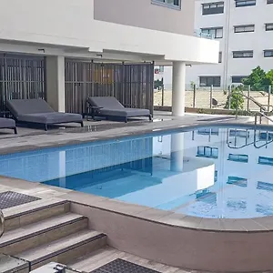 Hotel Lowanna Kawana
