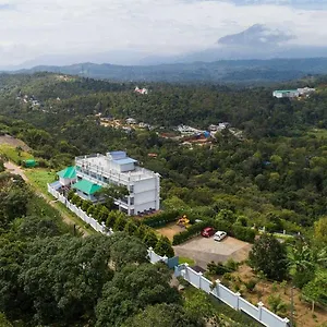 Hotel Raarees Mist