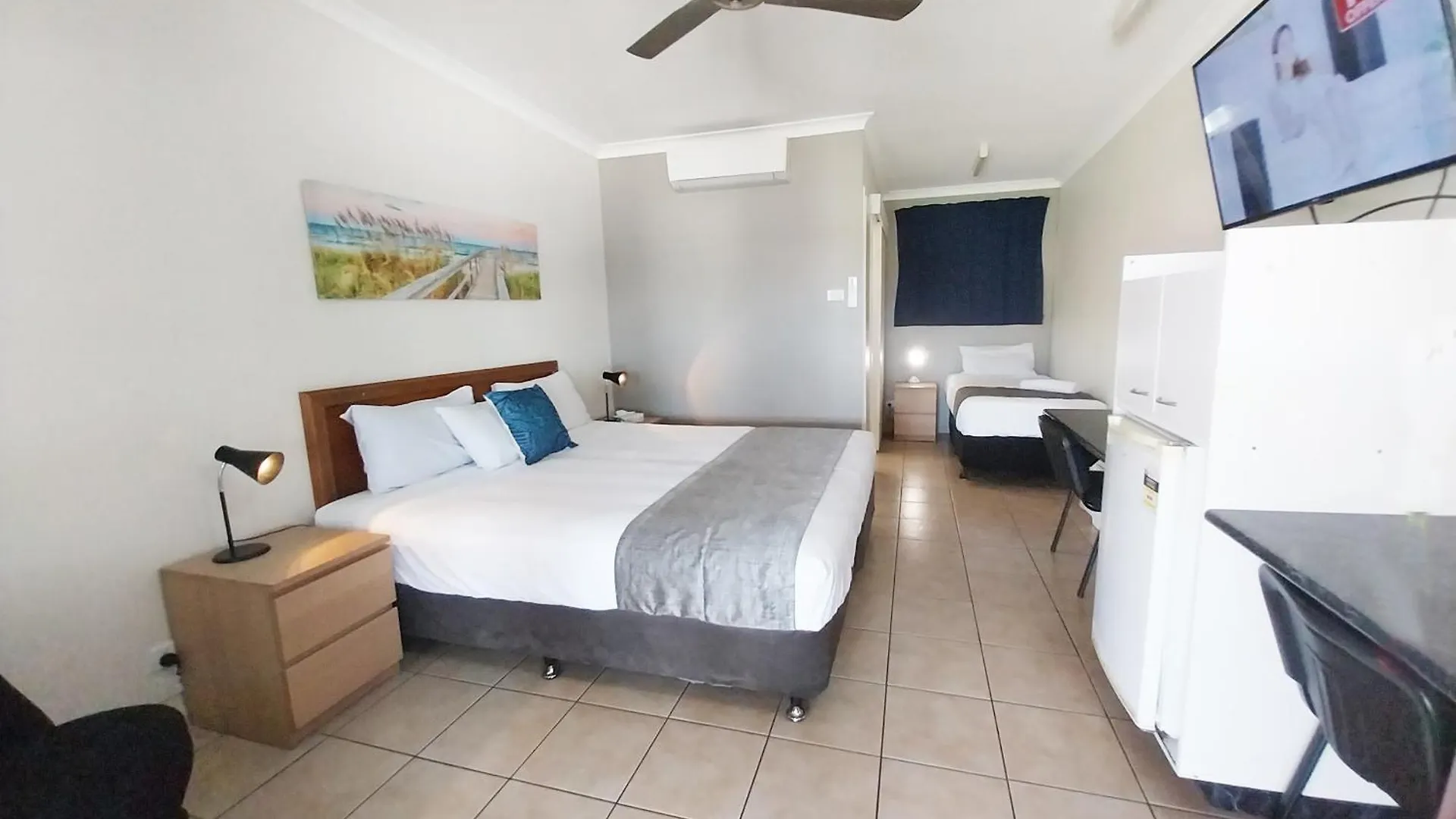 ***  Tropic Coast Motel Mackay Australia